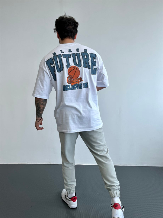 OVERSİZE TSHİRTLERBeyaz Göğüs YourSelf Sırt Future Baskılı Oversize T-SHİRT BRZY