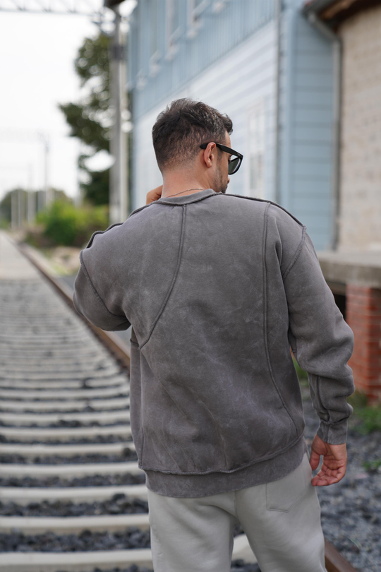 SweatFüme 3 İplik Parçalı Yıkamalı Bisiklet Yaka Sweatshirt PLZ