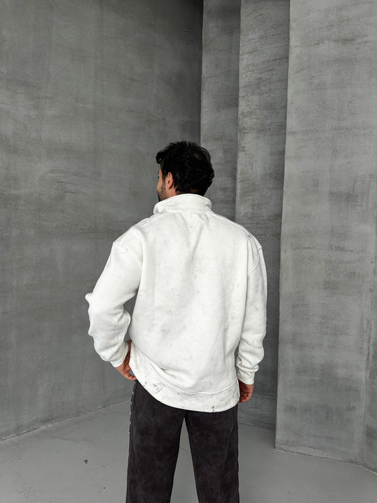 SWEATSHİRTBeyaz Yarım Fermuarlı Hafif Desenli ZRA Model Sweatshirt PLZ