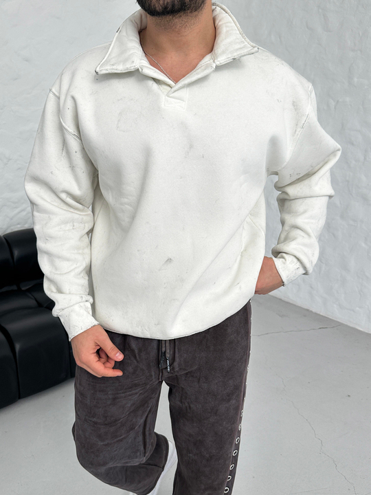SWEATSHİRTBeyaz Yıkamalı Düz Polo Yaka Sweatshirt PLZ