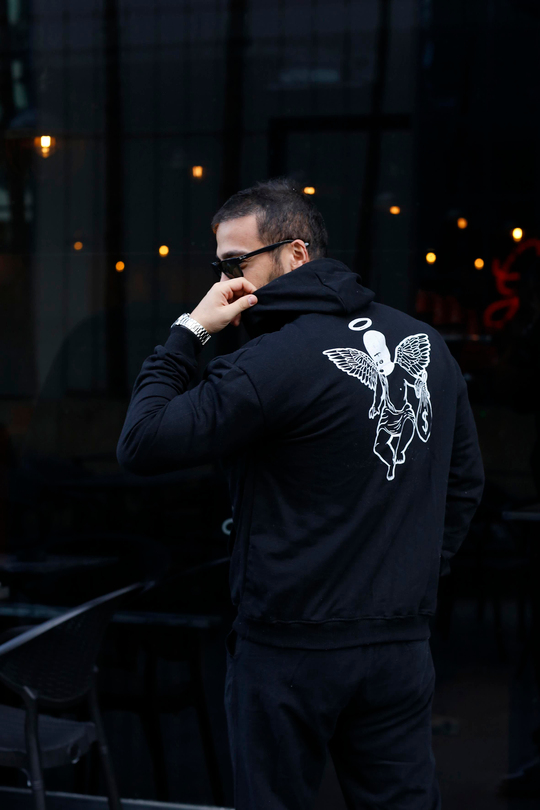 SWEATSHİRTSiyah 2 İplik MaskeliMelek Baskılı Kapşonlu Sweatshirt TB