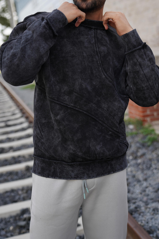 SweatSiyah 3 İplik Parçalı Yıkamalı Bisiklet Yaka Sweatshirt PLZ