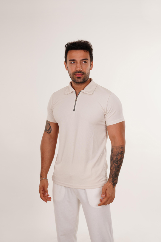 T-SHİRTBej Burgu Polo Yaka Fermuarlı T-Shirt TB