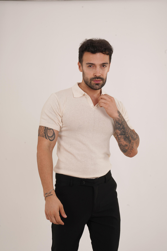 T-SHİRTBej Düz Polo Yaka Triko SC
