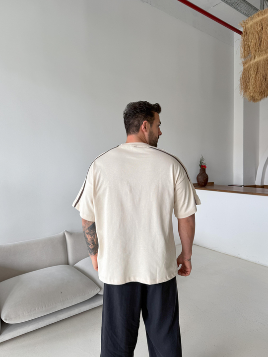 T-SHİRTBej Frontier Nakışlı Oversize Tişört JJ Y125