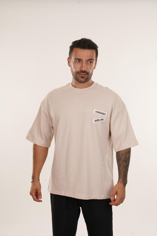 T-SHİRTBej Yüksek Kalite Romance İs You Baskılı Oversize T-SHİRT VMS 40729