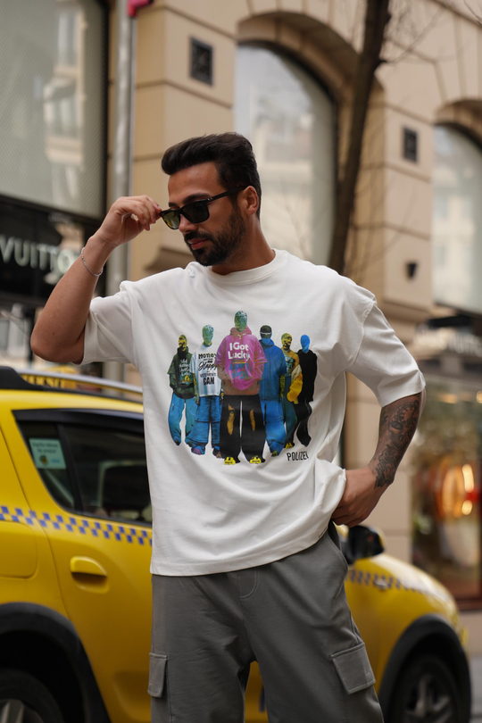 T-SHİRTBeyaz 2 İplik Renkli Manken Baskılı Oversize T-Shirt MHL