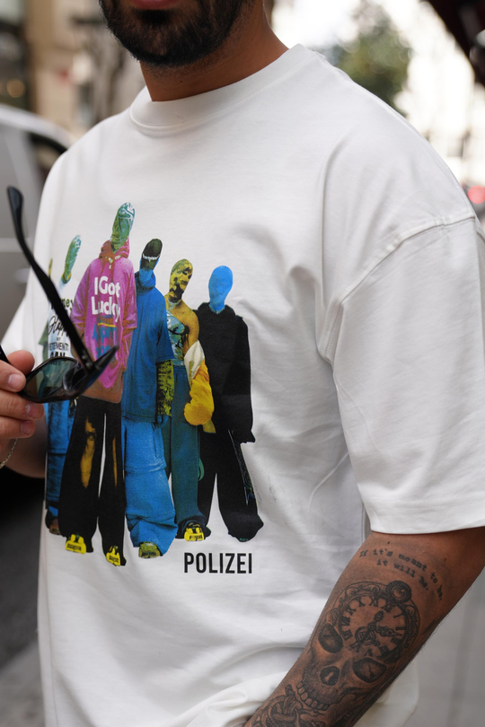 T-SHİRTBeyaz 2 İplik Renkli Manken Baskılı Oversize T-Shirt MHL