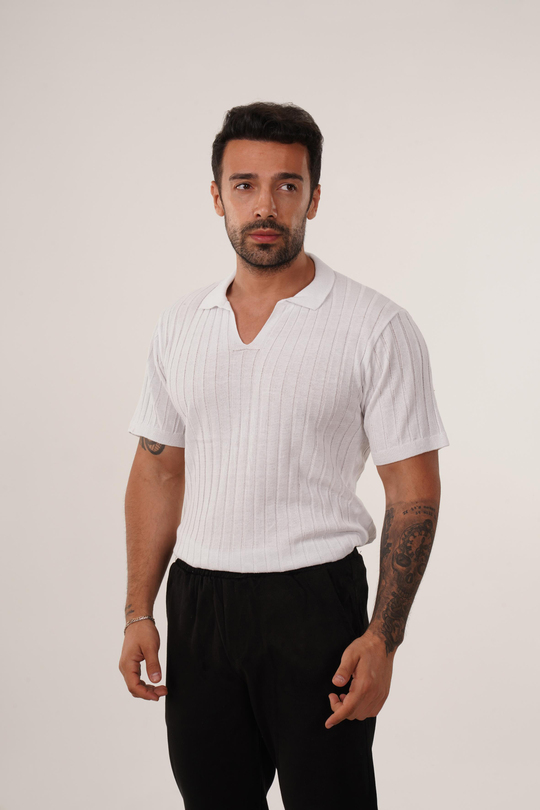 T-SHİRTBeyaz Düğmesiz Fitilli Polo Yaka TK