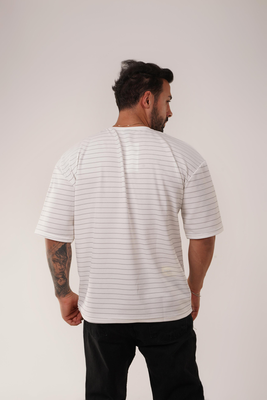 T-SHİRTBeyaz İnce Tire Çizgi Desen Oversize SC 