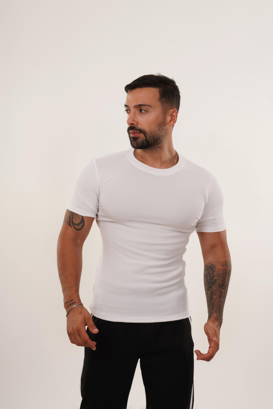T-SHİRTBeyaz Kaşkorse T-SHİRT FİYAT PERFORMANS ÜRÜNÜ