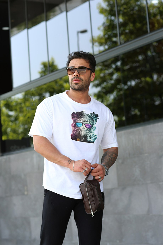 T-SHİRTBeyaz Maymun Baskılı Oversize T-shirt