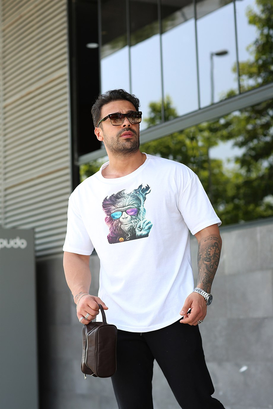 T-SHİRTBeyaz Maymun Baskılı Oversize T-shirt