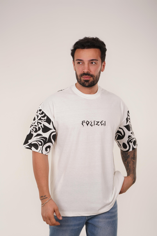 T-SHİRTBeyaz POLZEİ İskelet Baskılı Oversize T-Shirt VSK