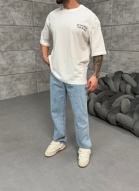 T-SHİRTBeyaz The Road Göğüs Sırt Baskılı Compak Oversize T-Shirt PNC