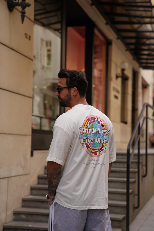 T-SHİRTBeyaz Think Less Oversize T-Shirt VMS 30202