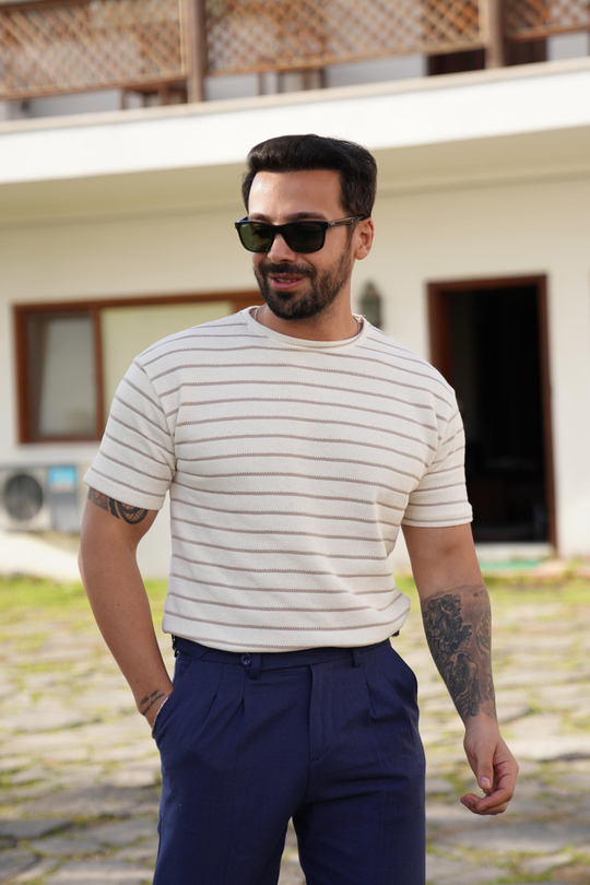 T-SHİRTBeyaza Bej Çizgili Triko SNZ 3931
