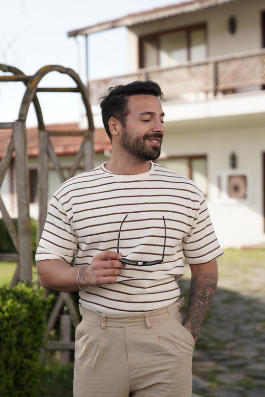 T-SHİRTBeyaza Kahve Çizgili Triko SNZ 3931