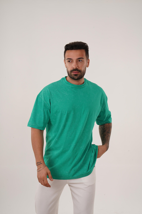 T-SHİRTÇamyeşili Yıkamalı Compak Pamuk Oversize T-Shirt PLZ