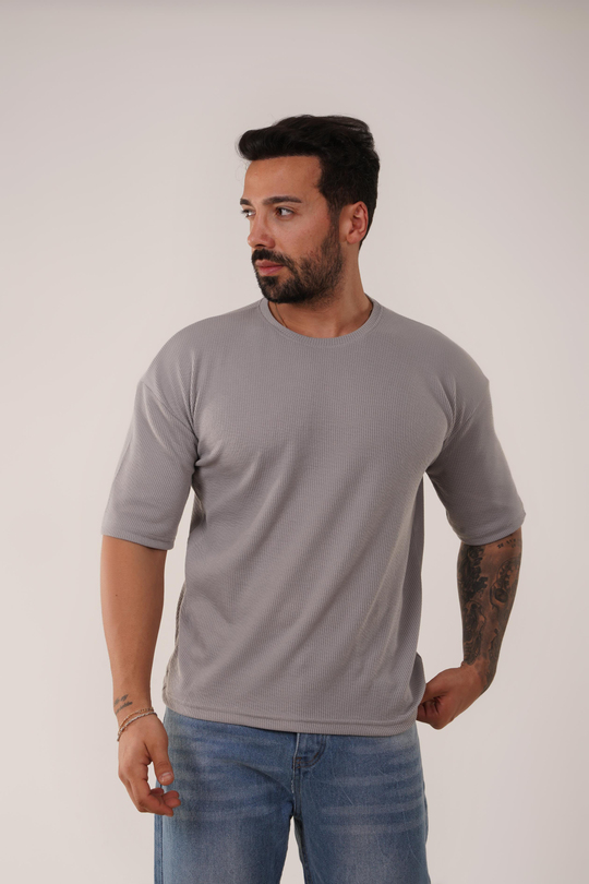 T-SHİRTGri Burgu Desen Oversize T-Shirt SC