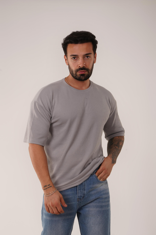 T-SHİRTGri Burgu Desen Oversize T-Shirt SC