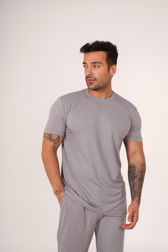 T-SHİRTGri Burgu Desen T-Shirt TB