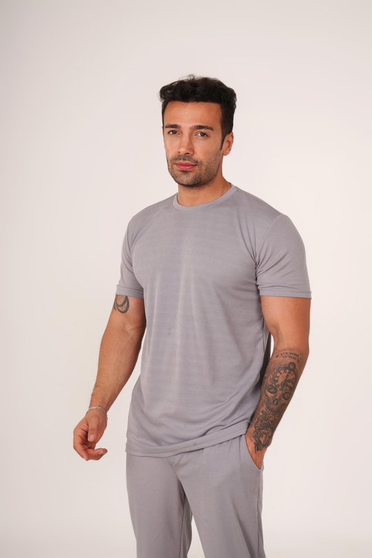 T-SHİRTGri Burgu Desen T-Shirt TB