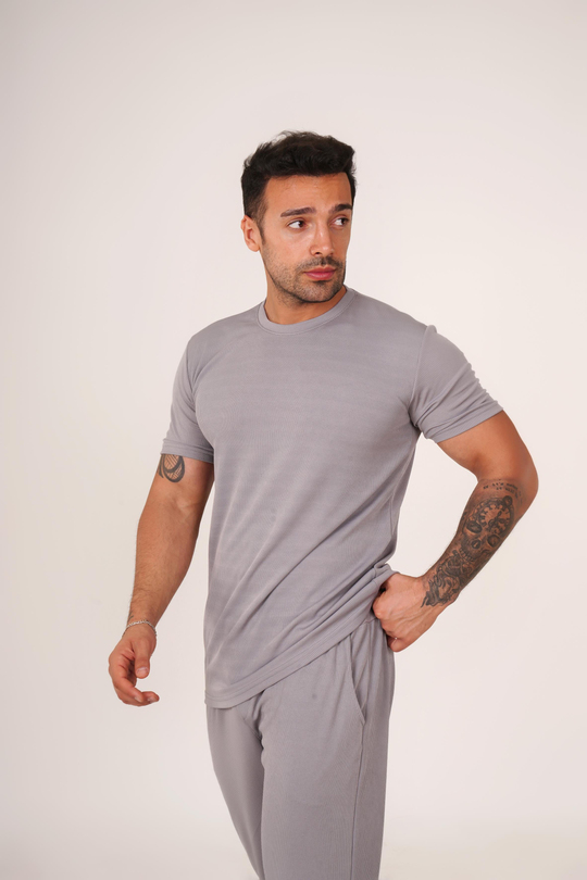 T-SHİRTGri Burgu Desen T-Shirt TB