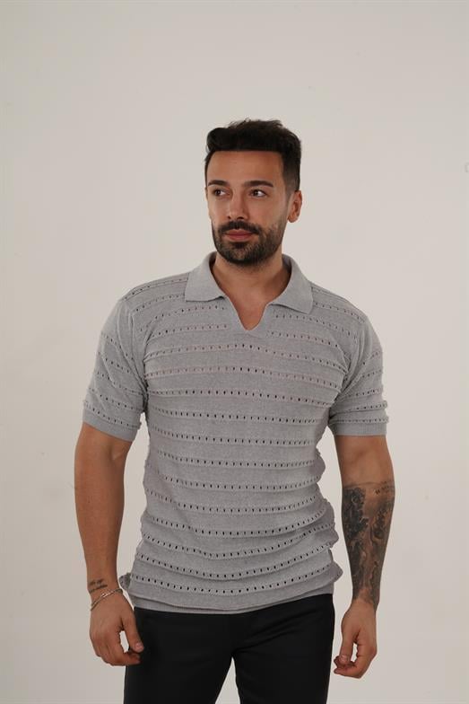 T-SHİRTGri Delikli Polo Yaka Triko TK 1023