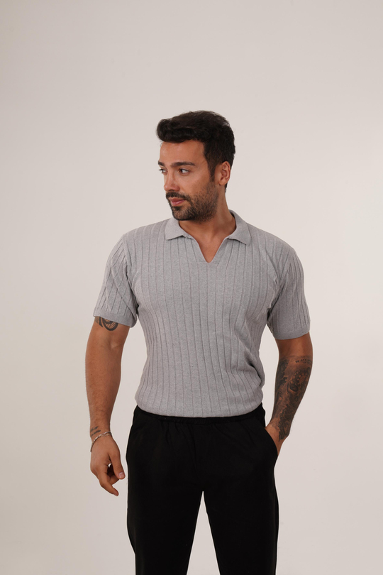 T-SHİRTGri Düğmesiz Fitilli Polo Yaka TK
