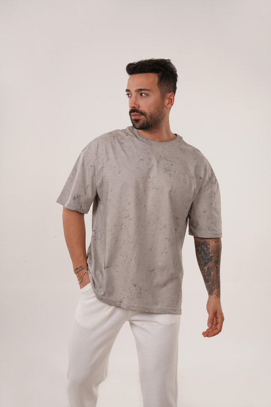 T-SHİRTGri Yıkamalı Compak Pamuk Oversize T-Shirt PLZ