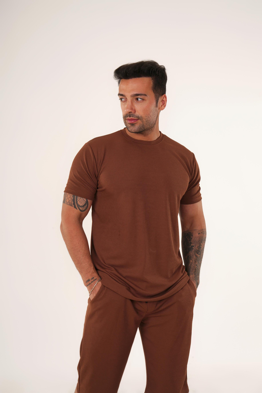 T-SHİRTKahve Burgu Desen T-Shirt TB