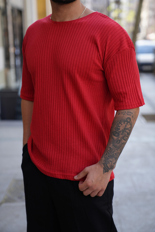 T-SHİRTKırmızı Fitilli Oversize T-Shirt SC