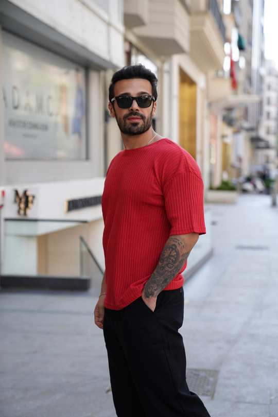 T-SHİRTKırmızı Fitilli Oversize T-Shirt SC