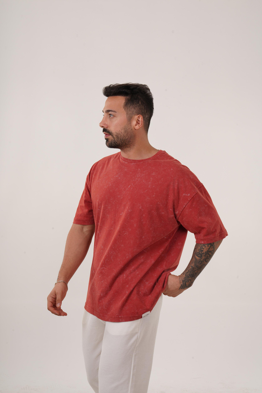 T-SHİRTKırmızı Yıkamalı Compak Pamuk Oversize T-Shirt PLZ