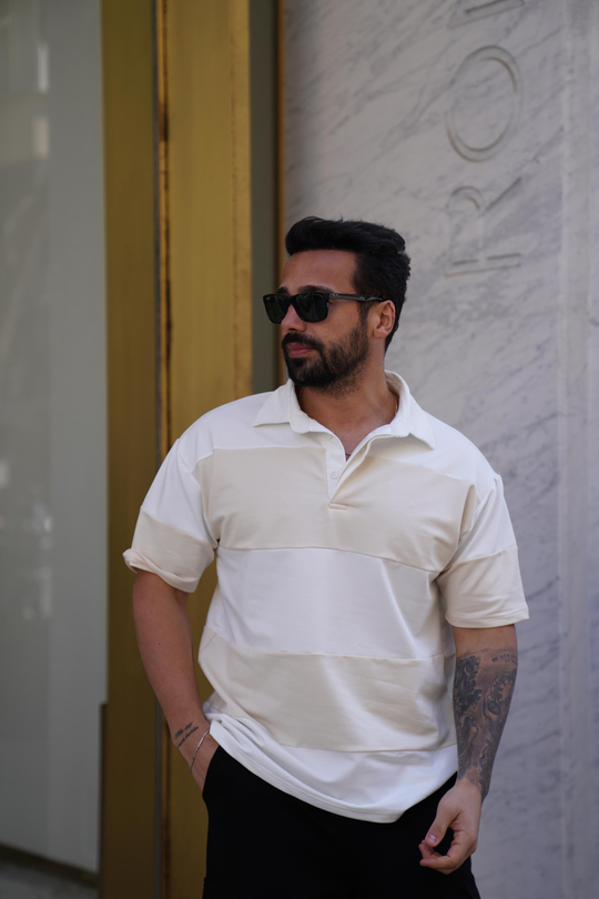 T-SHİRTKrem Beyaz Parçalı Gizli Patlı Polo Yaka T-Shirt SNZ 3897-1