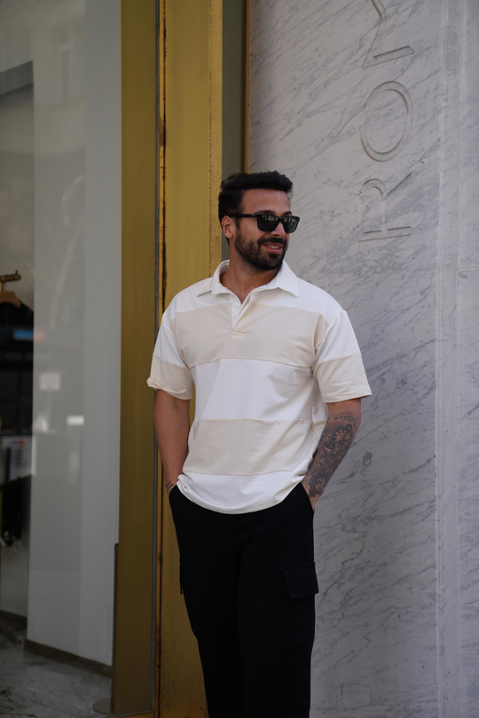 T-SHİRTKrem Beyaz Parçalı Gizli Patlı Polo Yaka T-Shirt SNZ 3897-1