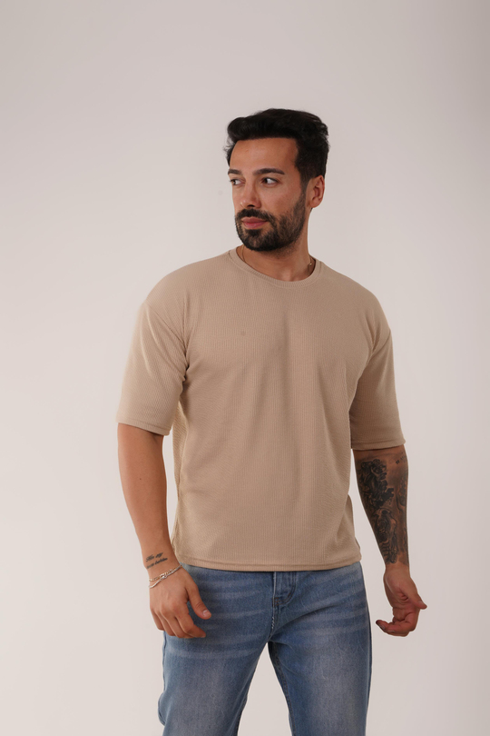 T-SHİRTKrem Burgu Desen Oversize T-Shirt SC