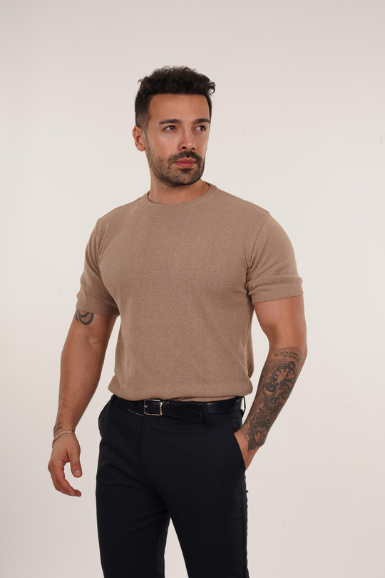T-SHİRTKrem Düz Triko T-shirt TB
