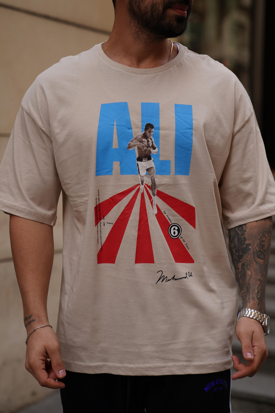 T-SHİRTKrem Muhammed Ali Baskılı Oversize T-Shirt VMS 302636