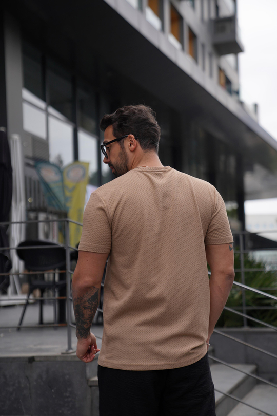 T-SHİRTKrem Rapido Delikli Bisiklet Yaka T-Shirt TK 1005