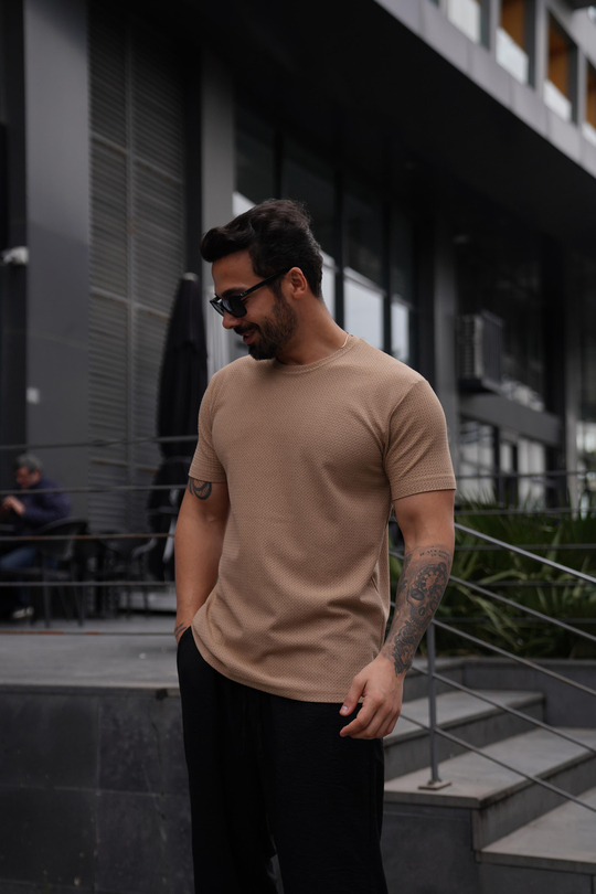 T-SHİRTKrem Rapido Delikli Bisiklet Yaka T-Shirt TK 1005