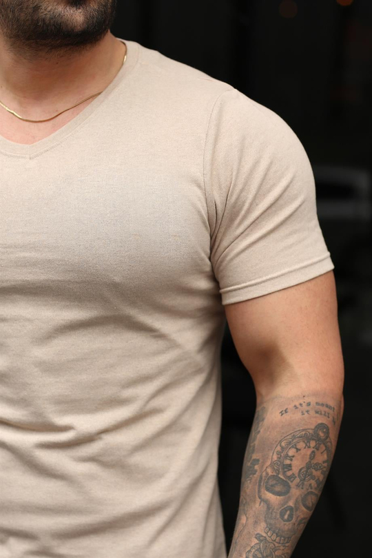 T-SHİRTKrem V Yaka Slim Fit T-SHİRT SC