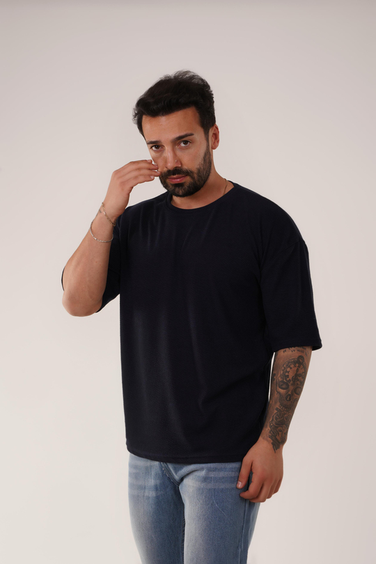 T-SHİRTLacivert Burgu Desen Oversize T-Shirt SC