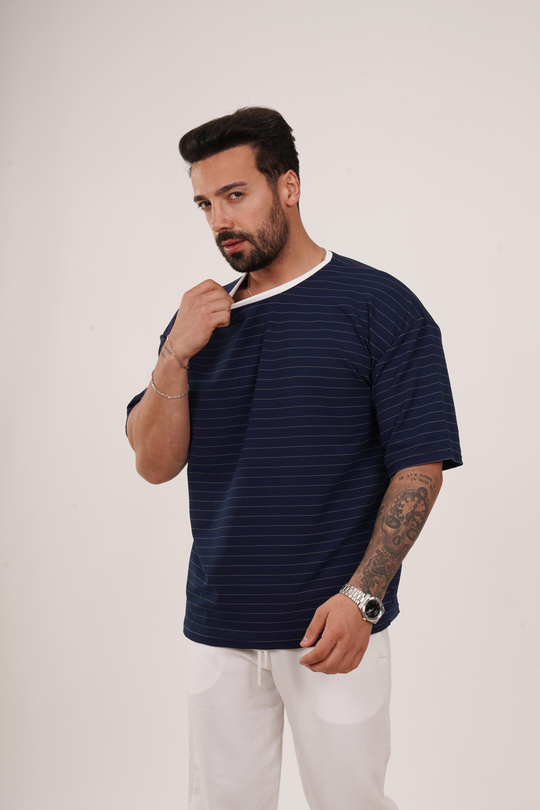 T-SHİRTLacivert İnce Tire Çizgi Desen Oversize SC 