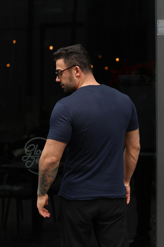 T-SHİRTLacivert V Yaka Slim Fit T-SHİRT SC