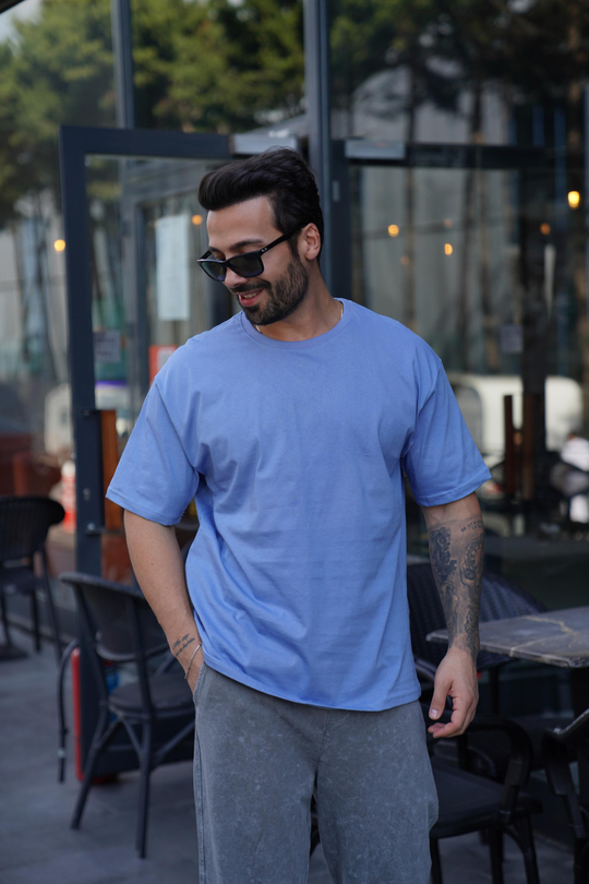 T-SHİRTMavi Düz Oversize T-Shirt TK 1012