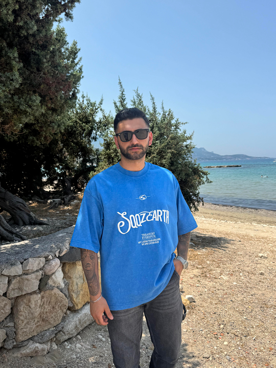 T-SHİRTSaksmavi Yıkamalı Yüksek Kalite SQQZEARTH Baskılı Oversize T-SHIRT PNC 8113