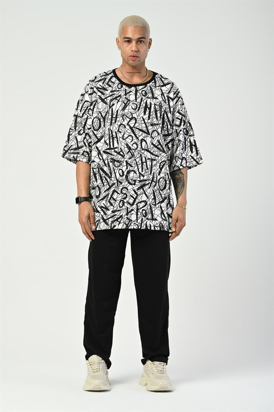 T-SHİRTSiyah Beyaz Alfabe Dijital Baskı Oversize T-SHIRT GRK