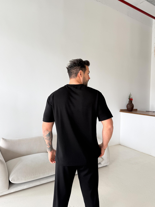 T-SHİRTSiyah Çimalı Oysho Regular Fit Tişört LNS 37099